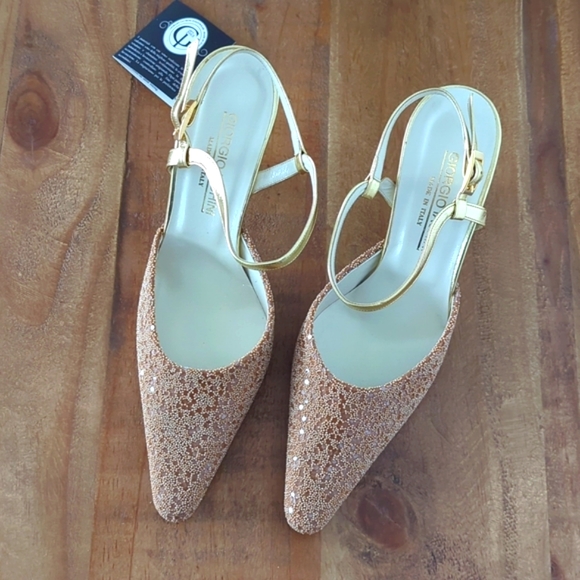 FINAL SALE 🆕🌿GIORGIO IACHINI ANKLE STRAP HEELS🌿 - Picture 2 of 14